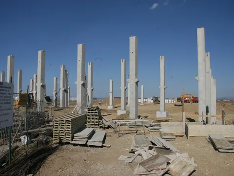 Construcie hala pe structura metalica si hidroizolatii FARMEXPERT Brasov – fotografie 10