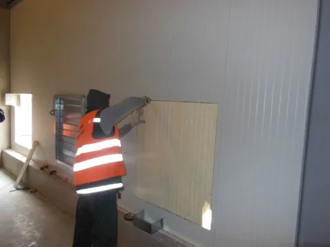 Construcie hala pe structura metalica si hidroizolatii FARMEXPERT Brasov – fotografie 11
