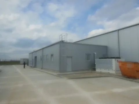 Construcie hala pe structura metalica si hidroizolatii FARMEXPERT Brasov – fotografie 18