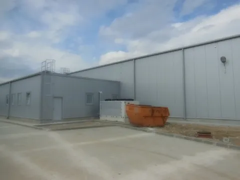Construcie hala pe structura metalica si hidroizolatii FARMEXPERT Brasov – fotografie 19