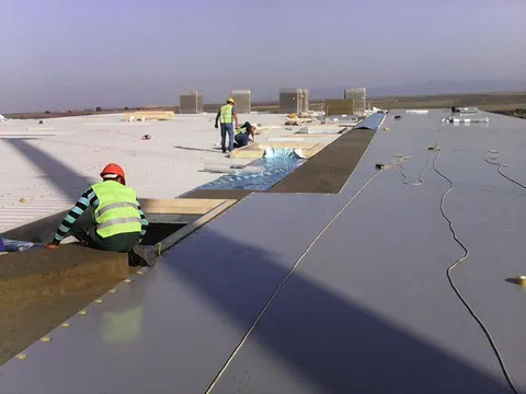Constructie hala de productie trape auto si acoperisuri retractabile din sticla – Zimandu Nou – fotografie 22