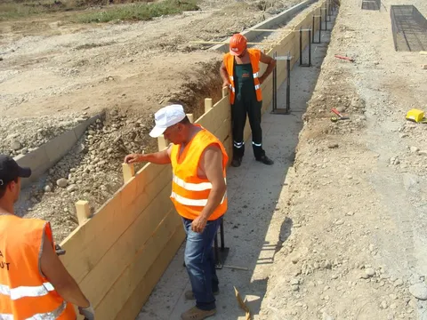 Constructie hala si montaj acoperis – Hala Schlumberger – fotografie 21