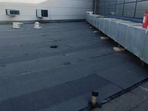 Hidroizolație acoperiș Sun Plaza București – membrană bituminoasă SikaShield – fotografie 2