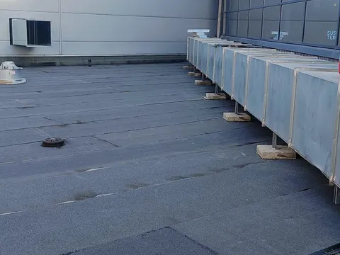 Hidroizolație acoperiș Sun Plaza București – membrană bituminoasă SikaShield – fotografie 5