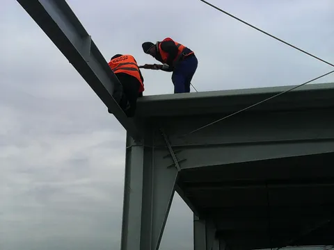 Hidroizolații cu membrană PVC la hala MAHLE Timișoara – fotografie 36