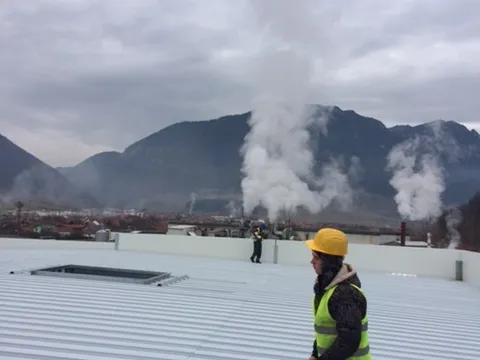 Hidroizolații cu membrane PVC la fabrica de hârtie ECOPAPER Zărnești, Brașov – fotografie 18