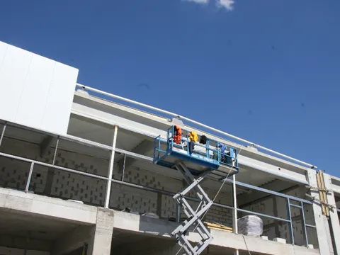 Montaj hala metalica si hidroizolatie acoperis Dietrich – Heraeus Sacalaz – Timisoara – fotografie 3