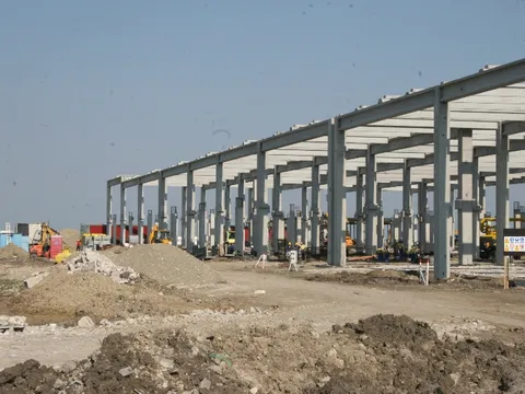 Montaj hala metalica si hidroizolatie acoperis Dietrich – Heraeus Sacalaz – Timisoara – fotografie 14