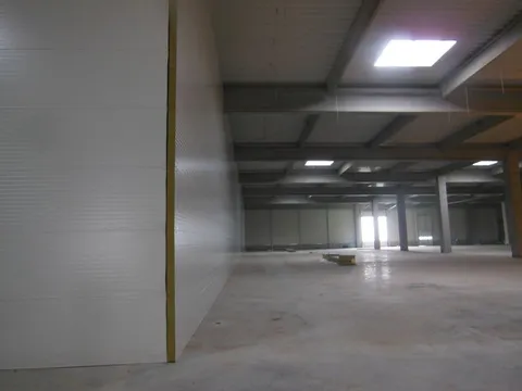 Montaj hala si hidroizolatie acoperis hala Bic West Park Ploiesti – fotografie 13