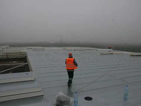 Construcie hala pe structura metalica si hidroizolatii FARMEXPERT Brasov – fotografie 7