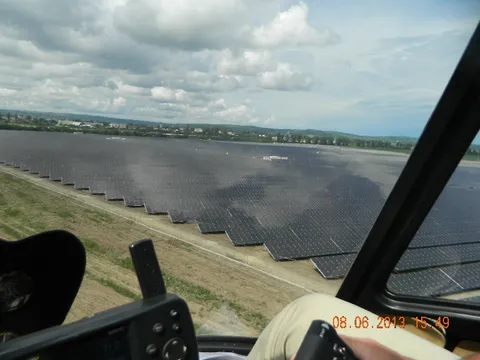 Montaj panouri fotovoltaice in cadrul West Park Ploiesti – fotografie 108