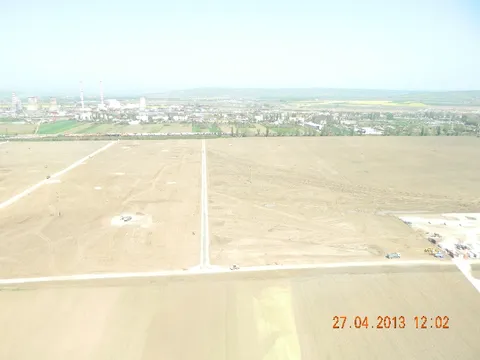 Montaj panouri fotovoltaice in cadrul West Park Ploiesti – fotografie 121