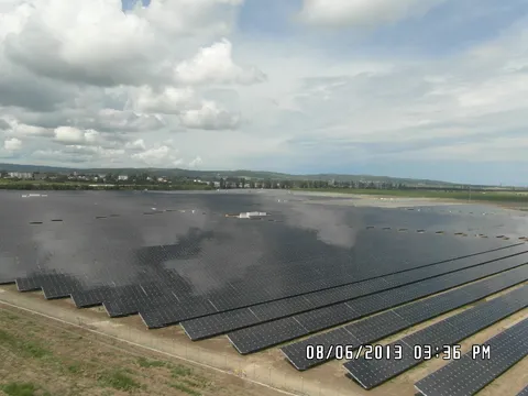Montaj panouri fotovoltaice in cadrul West Park Ploiesti – fotografie 18