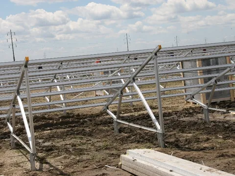Montaj panouri fotovoltaice in cadrul West Park Ploiesti – fotografie 31