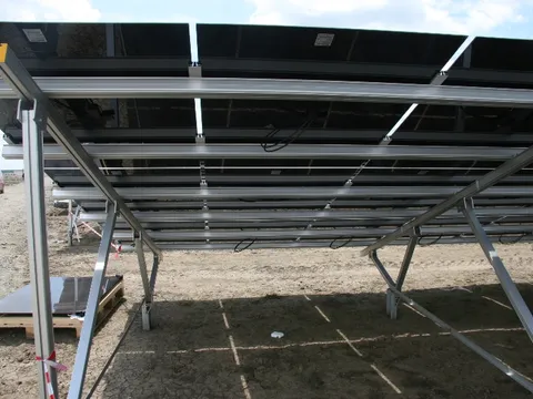 Montaj panouri fotovoltaice in cadrul West Park Ploiesti – fotografie 37