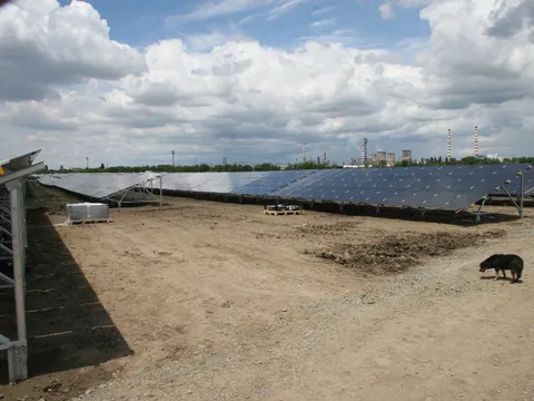 Montaj panouri fotovoltaice in cadrul West Park Ploiesti – fotografie 44