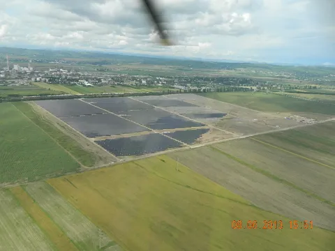 Montaj panouri fotovoltaice in cadrul West Park Ploiesti – fotografie 94