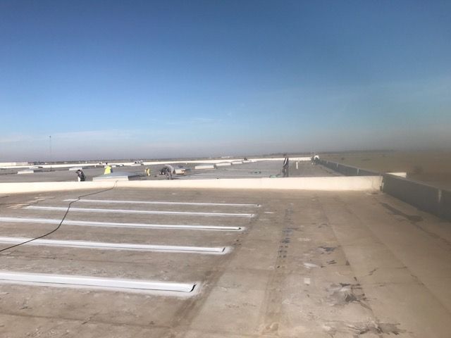 Reparație acoperiș hală cu membrană PVC – hala CTP București