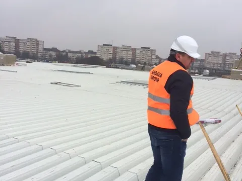 Montaj si hidroizolatie acoperis jala Carrefour Timsoara – fotografie 14