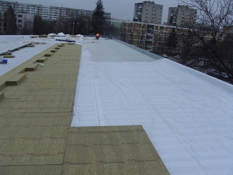 Montaj si hidroizolatie acoperis LIDL Bucuresti