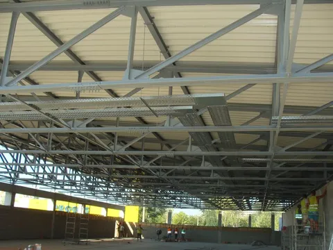 Montaj si hidroizolatie acoperis LIDL Bucuresti – fotografie 14