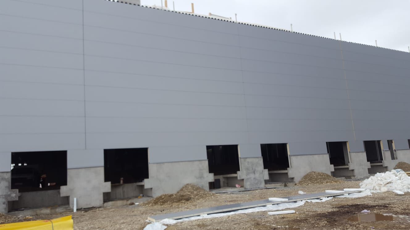 Montaj hală pe structură metalică