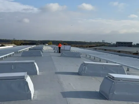 Refacere acoperiș TerraGaz Construct Otopeni – fotografie 5