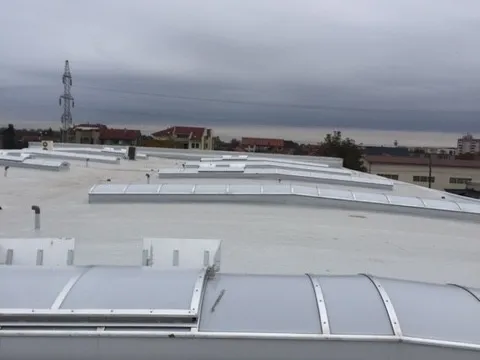 Reparatie acoperis Hala Autonova Satu Mare – fotografie 6