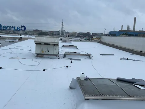 Reparatie capitala acoperis hala Carrefour Felicia Iasi – fotografie 6