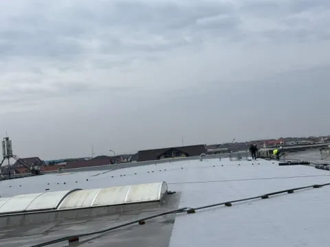 Reparație acoperiș City Mall Drobeta Turnu Severin – fotografie 3